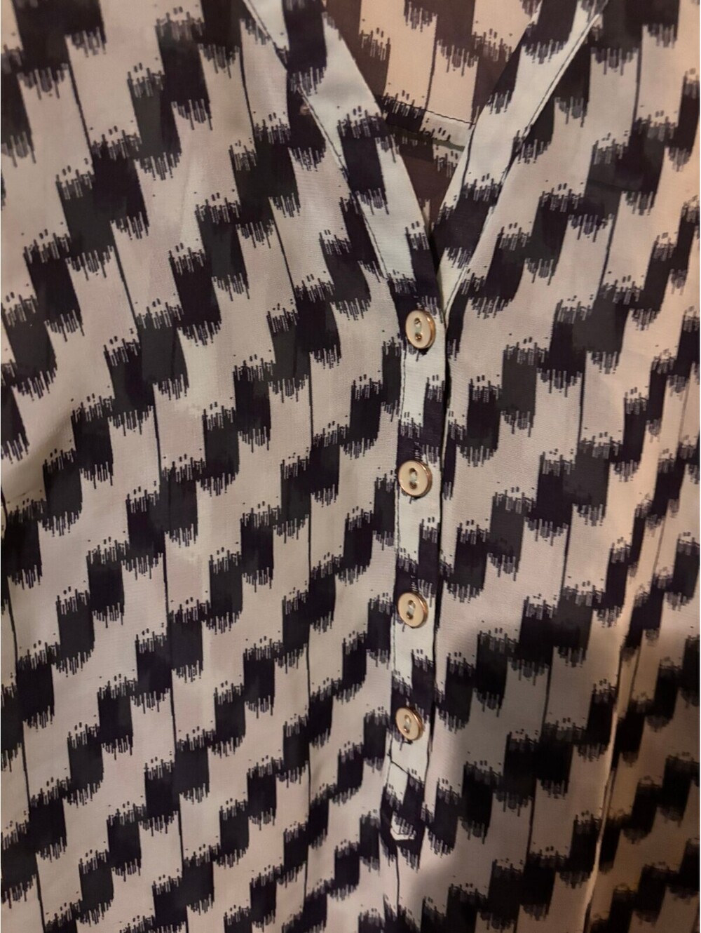 a.n.a patterned button front blouse Small - Picture 3 of 4